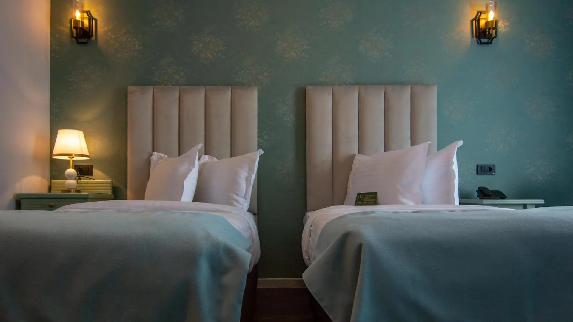 Phoenicia Express Hotel Bükreş