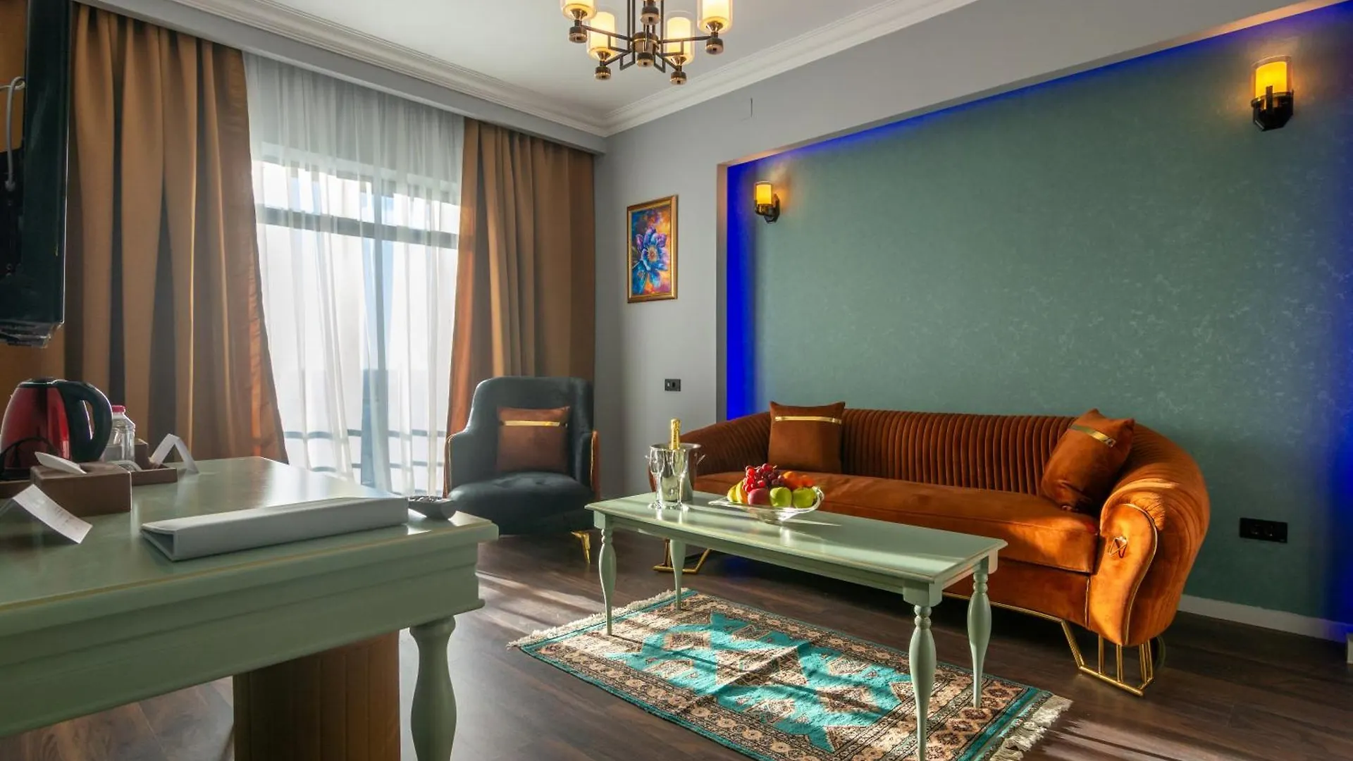 Phoenicia Express Hotel Bukarest 4*,